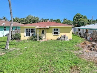 245 NE 11th St, Delray Beach, FL 33444