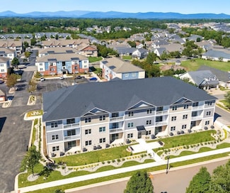 420 Capstone Dr Unit 305, Lynchburg, VA 24502