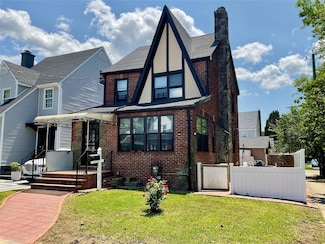 241-02 86th Ave, Bellerose, NY 11426