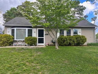 158 Windward Dr, Barnegat, NJ 08005