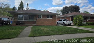 26312 Warrington St, Dearborn Heights, MI 48127