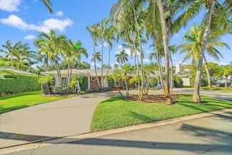 210 Russlyn Dr, West Palm Beach, FL 33405