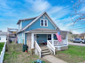 721 5th St, Saint Marys, WV 26170