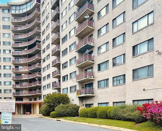 8830 Piney Branch Rd Unit 207, Silver Spring, MD 20903