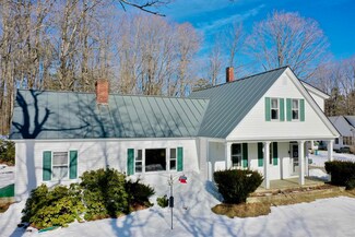 25 Scythe Shop Rd, New London, NH 03233