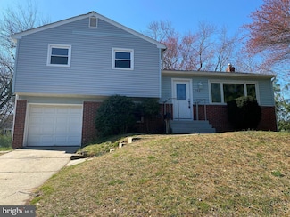 902 Woodlane Rd, Mount Holly, NJ 08060
