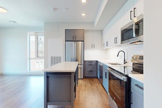 80 Rugg Rd Unit 1311, Allston, MA 02134