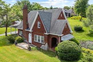 125 Wilden St, Marion, VA 24354