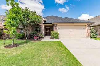 816 Kinghaven Dr, Little Elm, TX 75068