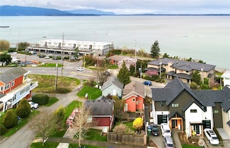 522 12th St, Bellingham, WA 98225
