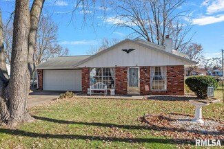 1828 Stanhope Rd, Springfield, IL 62702