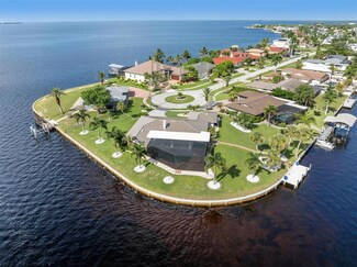 374 Severin Rd SE, Port Charlotte, FL 33952