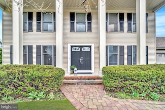 25 Franklin Dr, Plainsboro, NJ 08536