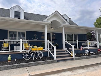 27 Armour St, Long Beach, NY 11561