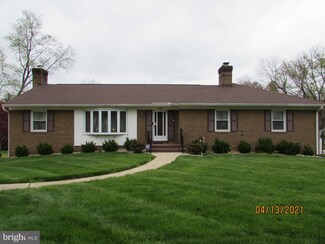 11708 Chantilly Ln, Bowie, MD 20721