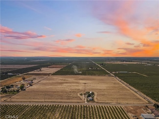 1095 E Mountain View Ave, Fresno, CA 93725