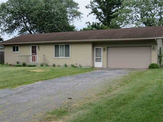 2141 Sunnymede Dr, Fort Wayne, IN 46803