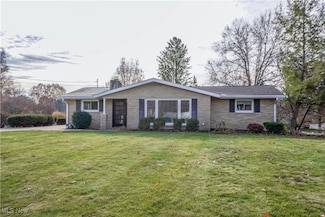 5650 Comanche St NW, North Canton, OH 44720