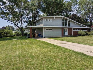 28972 Danielson Dr, Elkhart, IN 46514