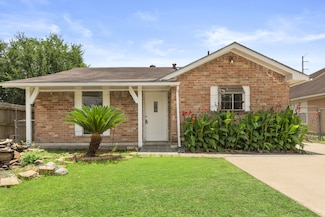 1110 Iowa St, South Houston, TX 77587