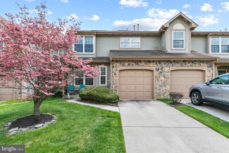 6 Eddlewood Place, Mount Laurel, NJ 08054