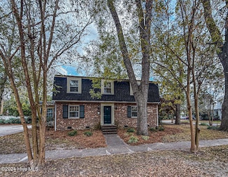 107 S Granville St, Edenton, NC 27932