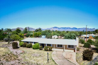113 E Oak St, Huachuca City, AZ 85616