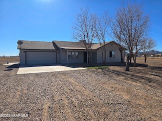 2725 W Bayberry Dr, Paulden, AZ 86334