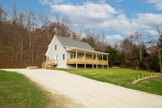 11 Farmhouse Rd, Chesterfield, MA 01012