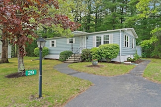 29 Bayberry Ln, Kingston, MA 02364