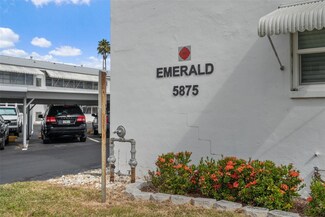 5875 18th St N Unit 19, Saint Petersburg, FL 33714