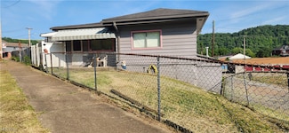 600 N Zane Hwy, Martins Ferry, OH 43935
