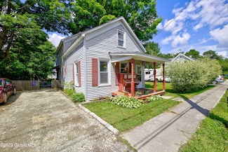 7 Academy St, Salem, NY 12865