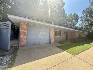 777 Old Brundage Rd, Hot Springs National Park, AR 71913
