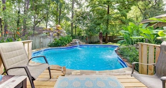 107 Libby Cir E, Willis, TX 77378