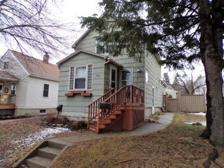 918 Douglas Ave, Eveleth, MN 55734