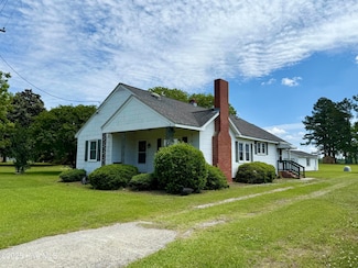 3773 Bear Grass Rd, Williamston, NC 27892