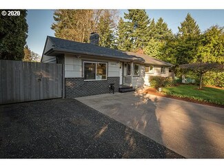 18641 NE Everett Ct, Portland, OR 97230