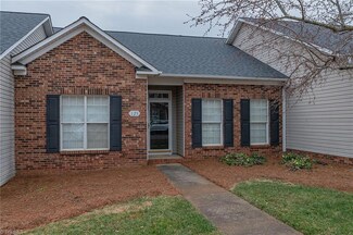 125 Stadium Oaks Dr, Clemmons, NC 27012