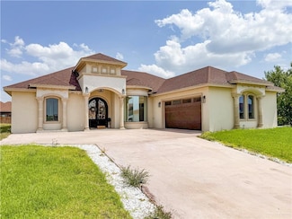 6031 Yarrow Dr, Rio Grande City, TX 78582