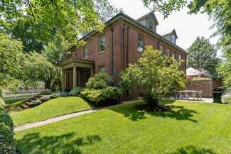 102 Vaughan St Unit 102, Portland, ME 04102