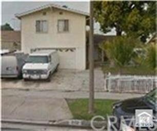 2122 S Artesia St, Santa Ana, CA 92704