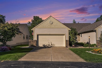 9 Summit Park Dr Unit 9, Spring Lake, MI 49456