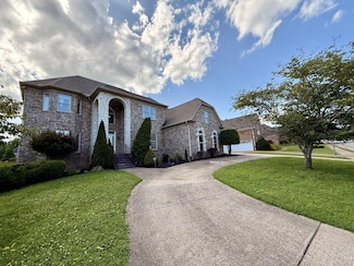 1413 Station Four Ln, Old Hickory, TN 37138