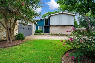 12208 Treeview Ln, Dallas, TX 75234