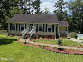 1217 Forest Dr, Whiteville, NC 28472