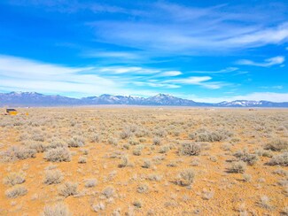17 C 4 W Rim Rd, Taos, NM 87529
