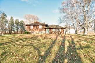 1320 200th St, Lake Park, IA 51347