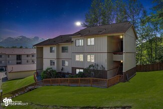 5622 E 40th Ave, Anchorage, AK 99504