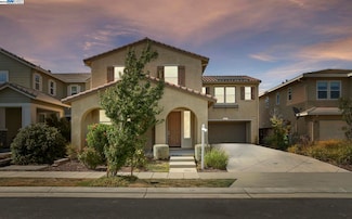607 W Huntington Ave, Tracy, CA 95391
